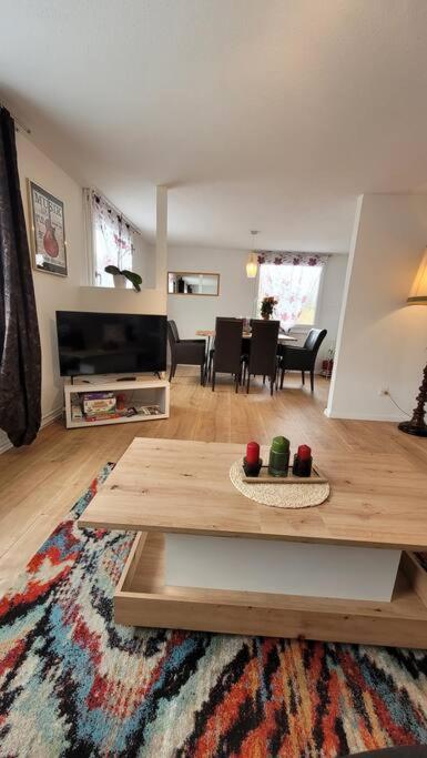 Appartamento Omi'S Nest, Fuer Klein Und Gross Oberburen Esterno foto