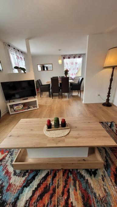 Appartamento Omi'S Nest, Fuer Klein Und Gross Oberburen Esterno foto